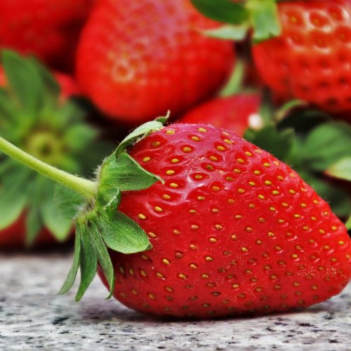 strawberries, fruit, season-3359755.jpg